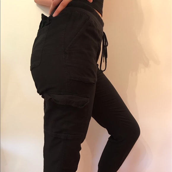 Aritzia black joggers - Picture 3 of 4